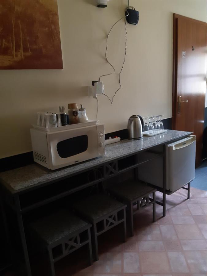Berg Toboz Panzio Hotel Pecs Luaran gambar